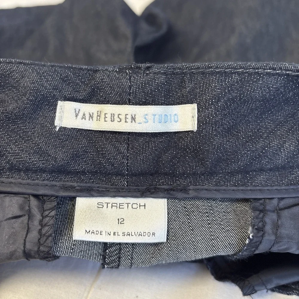 Van Heusen Denim Bermuda Shorts Womens 12 Blue Dark Wash Stretch Chino Mid Rise